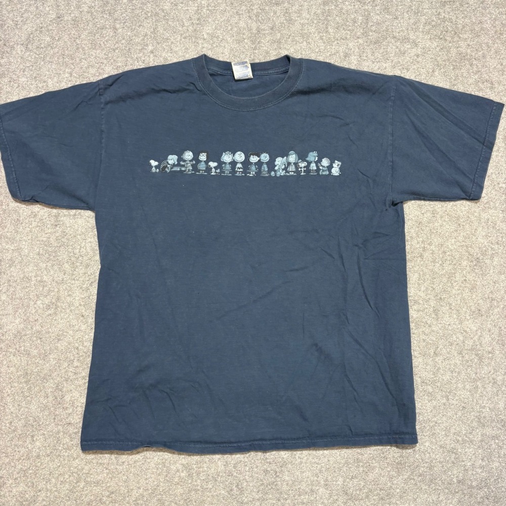 Gildan Peanuts Charlie Brown Snoopy Gang Navy Blue Graphic T-Shirt Mens XL